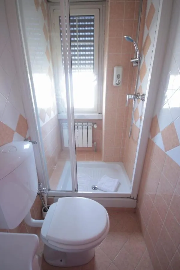 ローマ Marco Aurelio Bed & Breakfast