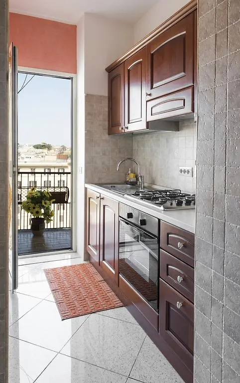 ローマ Marco Aurelio Bed & Breakfast イタリア